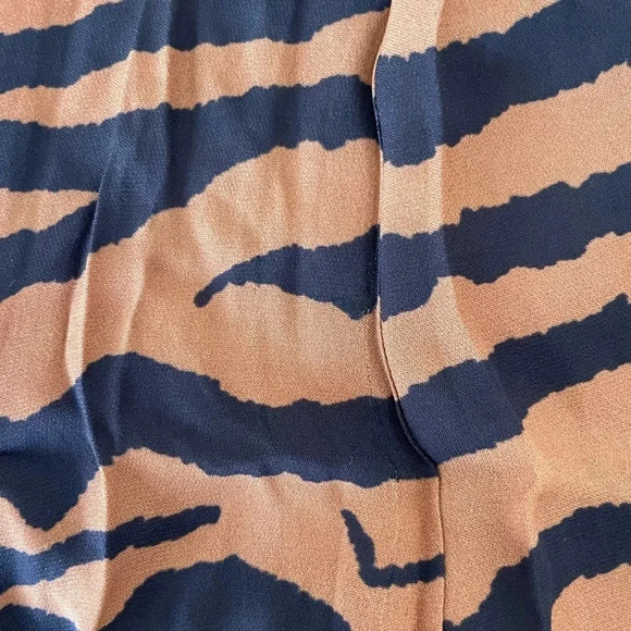 All Saints Josephine zephyr tiger print mini dress - Picture 8 of 12